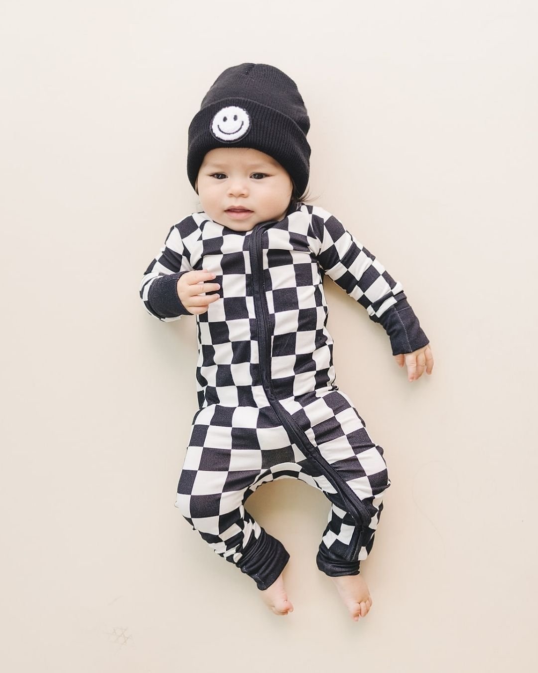 checkered baby pajamas, black checker romper, convertible romper, zip sleeper, zippy lucky panda