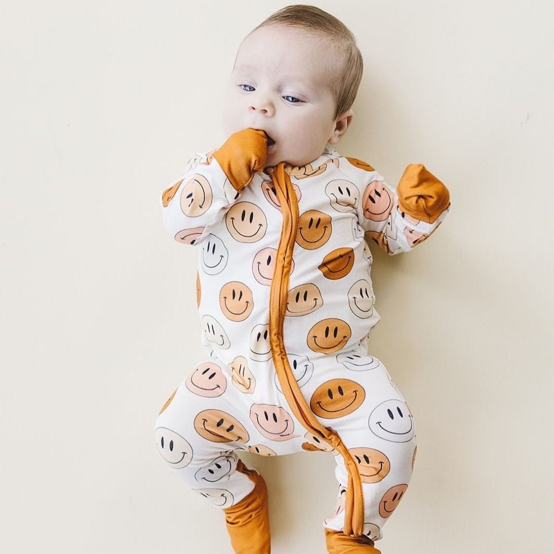 smiley bamboo zip romper, lucky panda kids baby pajamas, smiley face zip sleeper, zippy